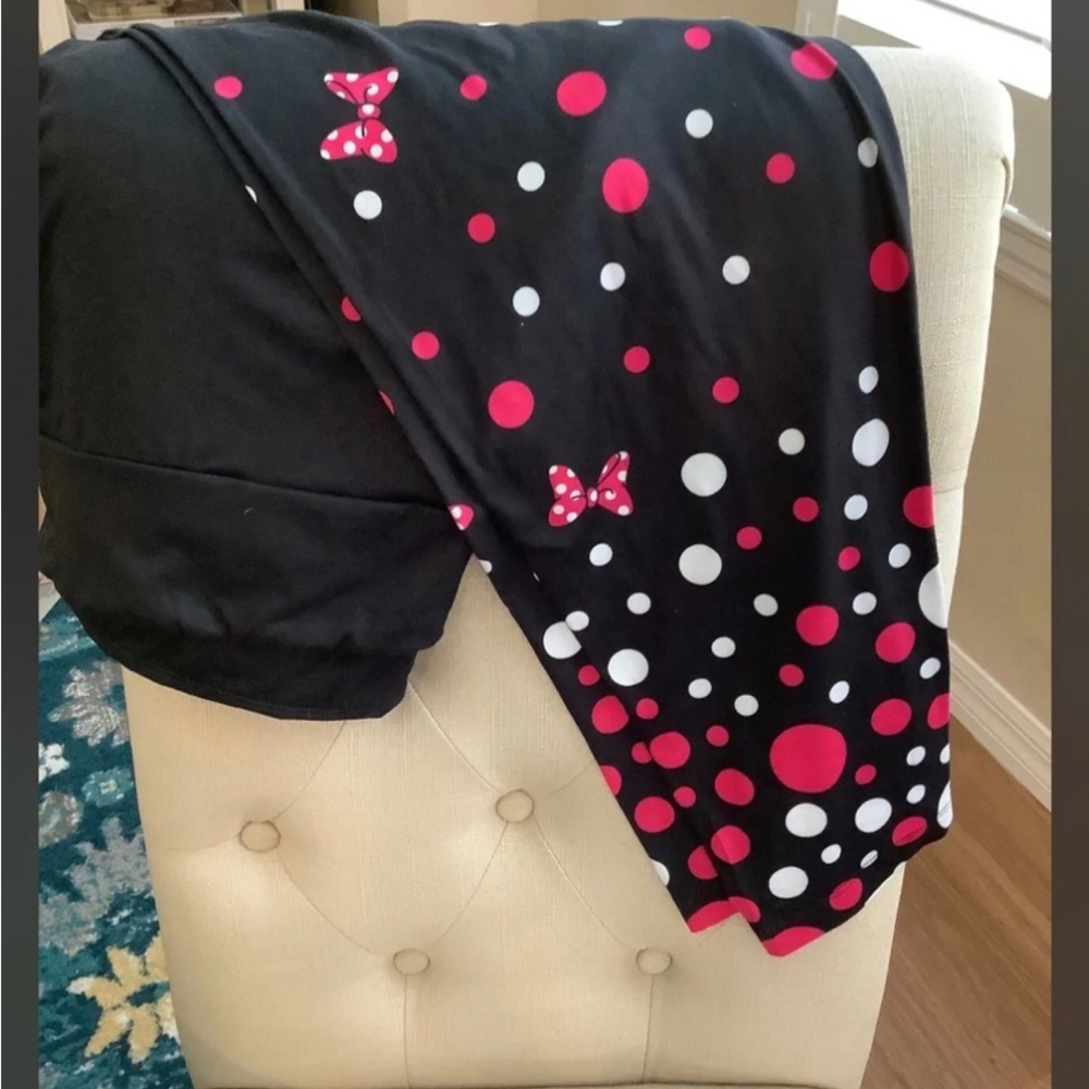 Disney Parks Minnie Leggings Large